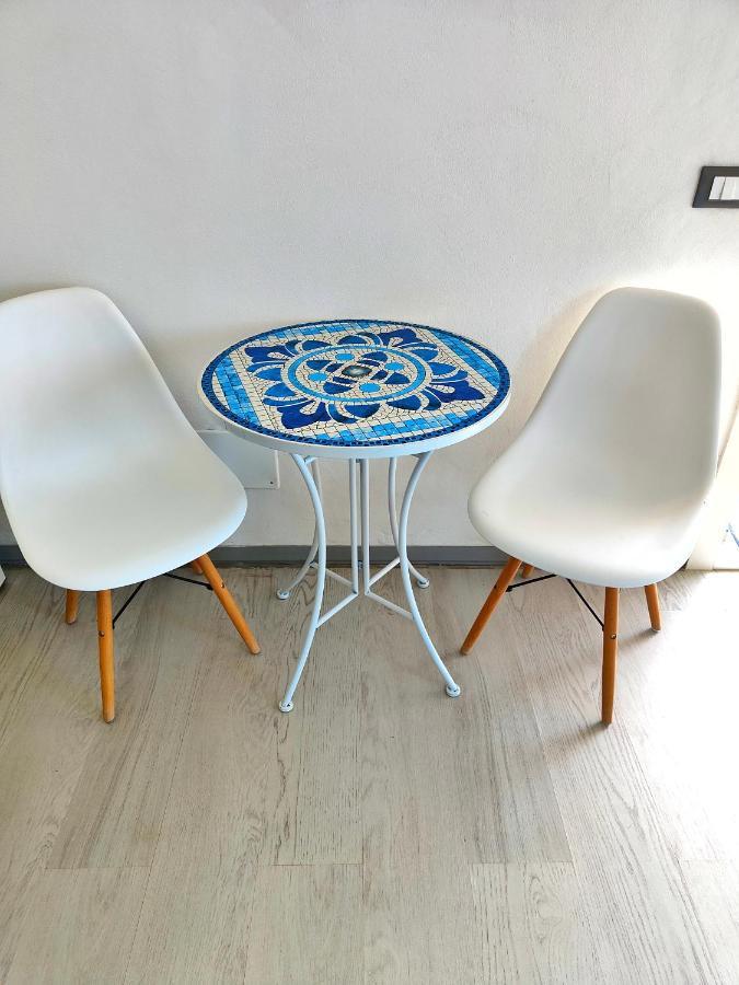 Blue Room تيرمولي المظهر الخارجي الصورة